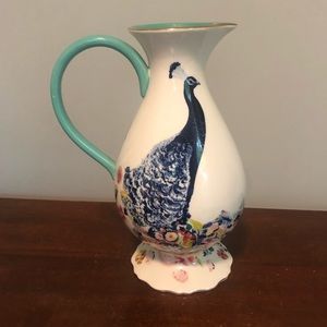 Starla Halfmann Peacock pitcher